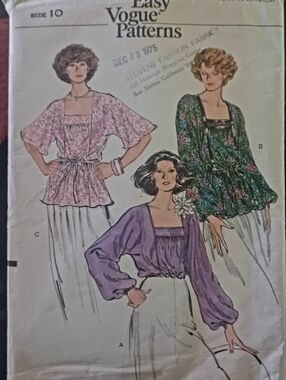 Easy Vintage (1975) Vogue Peasant Blouse Pattern, Multiple sleeves. Size 10